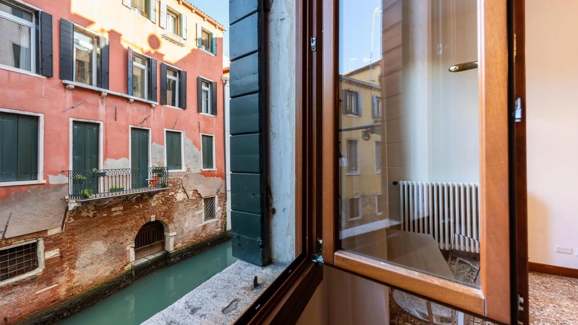 Just Urban Stays - Castello 6386 Canal View Venezia Appartamento